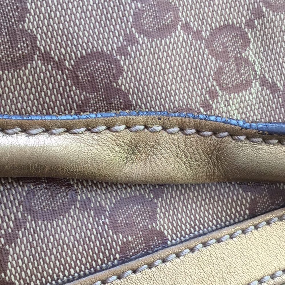 ❤️SOLD❤️Authentic GUCCI BrownTan GG Signature Tote - Picture 7 of 8